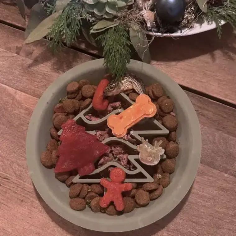 Julekurven^Ollipet Juleslikkeskåle