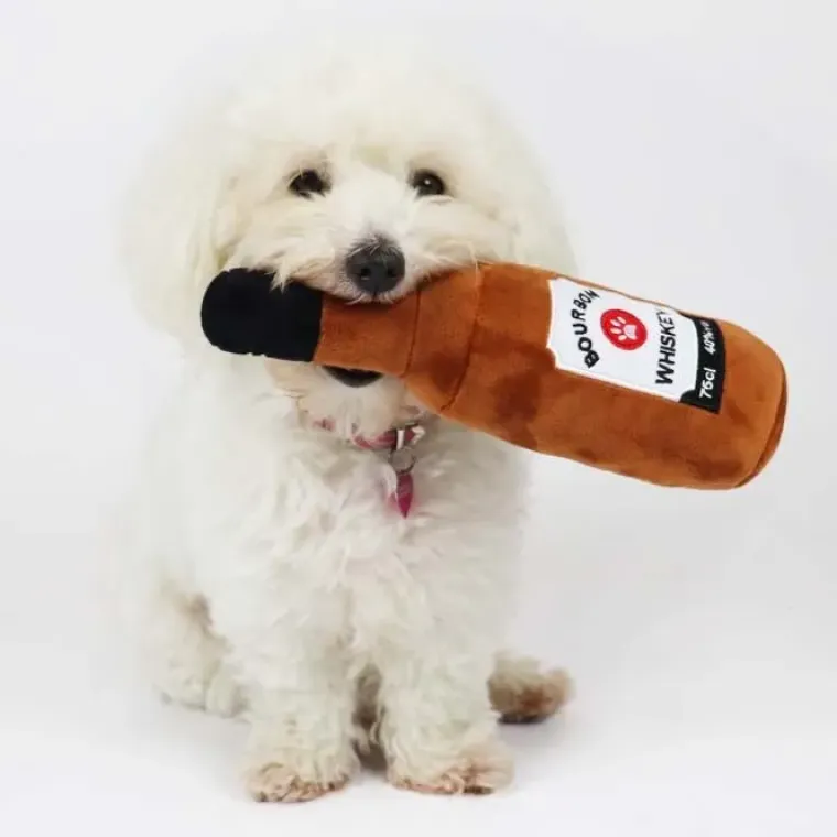 Ollipet Hundelegetøj|Plyslegetøj Til Hunde^Ollipet Whiskey Bourbon Plysflaske